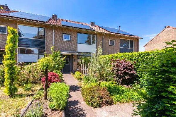 Tussenwoning te koop: Weerkruislaan 85, De Laar Bennekom