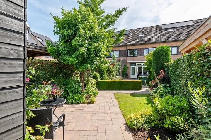 Terraced house for sale: Weerpenningstraat 15, Delenoord Druten