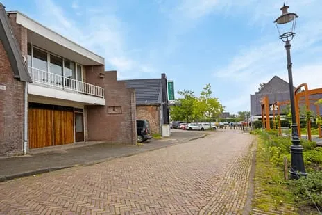 Tussenwoning te koop: Weeshuisstraat 27, Coevorden-Centrum Coevorden