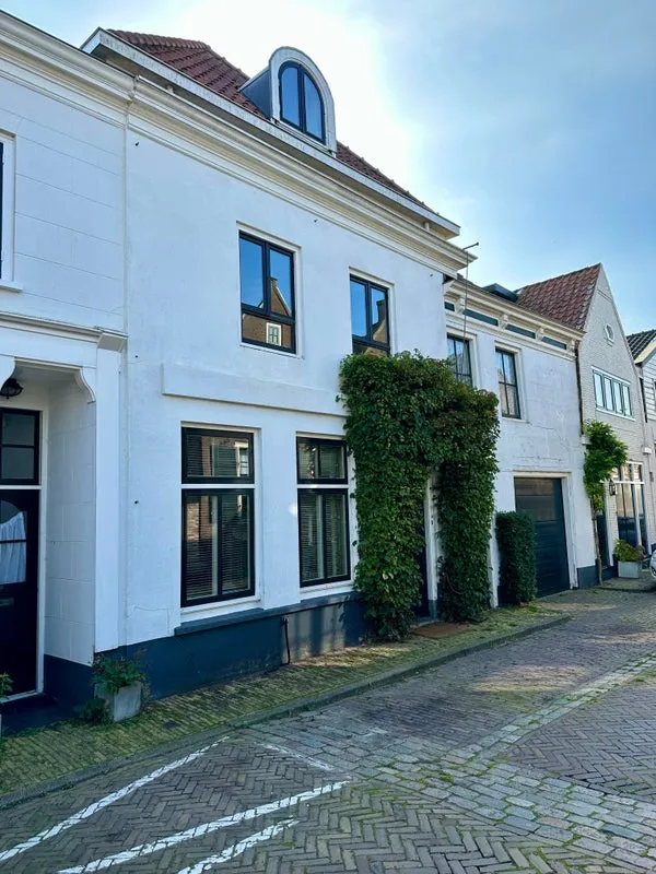 Twee-onder-één-kap te koop: Weesperstraat 13, Muiden