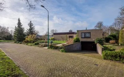 Vrijstaande woning te koop: Weezenhof 2708, Weezenhof Nijmegen