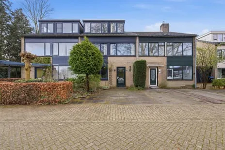 Tussenwoning te koop: Weezenhof 3703, Weezenhof Nijmegen