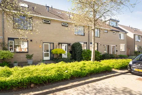 Tussenwoning te koop: Weidebloemenlaan 113, Woerden