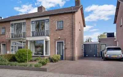 Tussenwoning te koop: Weidebuurt 28, Heemse-West Heemserbos Hardenberg