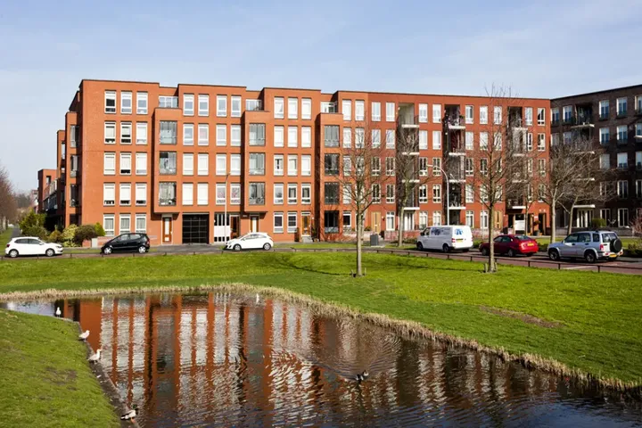 Apartment for rent: Weidevogellaan 374, Morgenweide 'S-Gravenhage