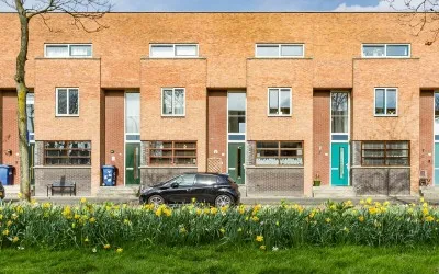 Tussenwoning te koop: Weidevogellaan 68, Morgenweide 'S-Gravenhage