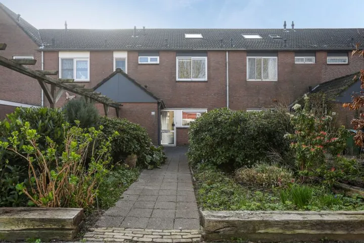 Woning te huur: Weidezoom, Staatsliedenbuurt/Vijfakkers Moordrecht