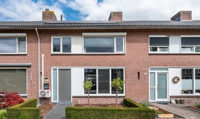 Tussenwoning te koop: Weigeliastraat 20, Maarheeze Maarheeze