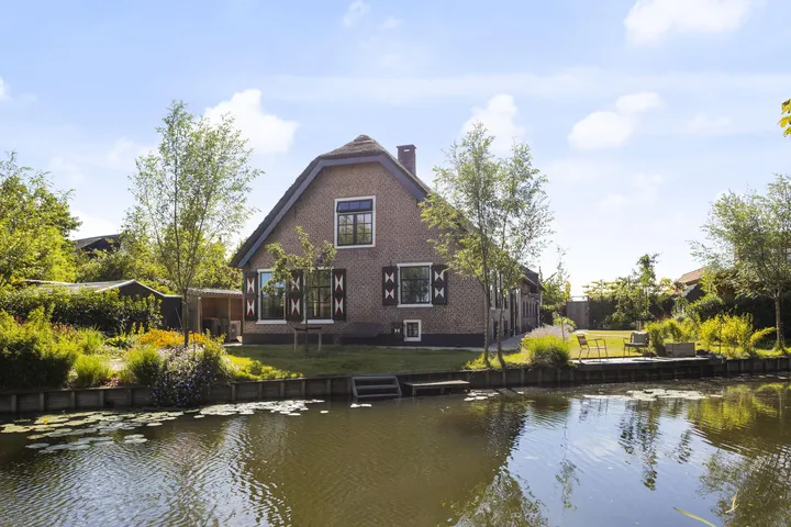 Twee-onder-één-kap te koop: Weipoortseweg 3, Weipoort Zoeterwoude