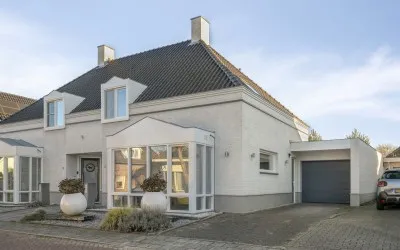 Twee-onder-één-kap te koop: Welle 11, Oerle Veldhoven