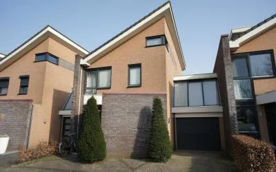 Tussenwoning te huur: Welle 4, Oerle Veldhoven