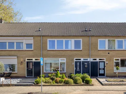 Tussenwoning te koop: Welleweg 23, De Welle Rijssen