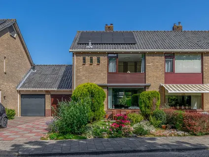 Terraced house for sale: Welleweg 32, Rugge Brielle