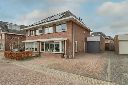 Twee-onder-één-kap te koop: Werfstraat 37, Wieringerwerf Centrum Wieringerwerf