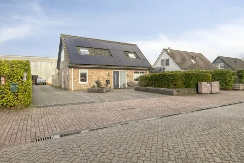 Vrijstaande woning te koop: Werfweg 80, Industrieterrein Noordersluis West Lelystad