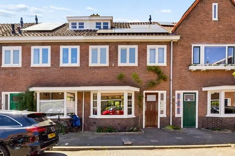 Tussenwoning te koop: Werner Helmichstraat 44, Julianapark en omgeving Utrecht
