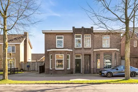 Twee-onder-één-kap te koop: Wernhoutseweg 67, Verspreide huizen Wernhout Wernhout