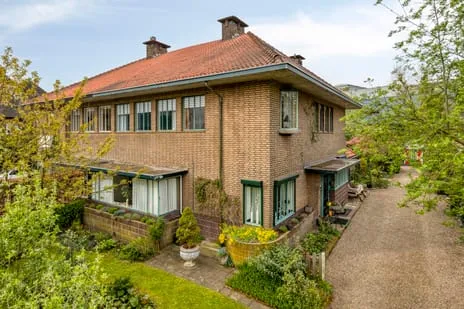 Twee-onder-één-kap te koop: Wesselmanlaan 23, Oranjebuurt Helmond