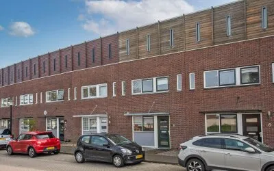 Tussenwoning te koop: Wessex 8, Weidedorp Hengelo