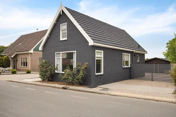 Vrijstaande woning te koop: West 102, West en omgeving Avenhorn