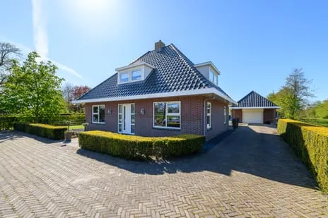 Vrijstaande woning te koop: West 60, Verspreide huizen Buitenpost Buitenpost