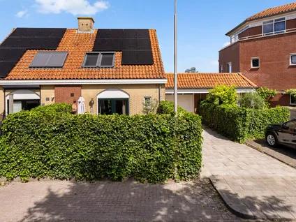 Tussenwoning te koop: West-Havendijk 56, Steenbergen-Centrum Steenbergen