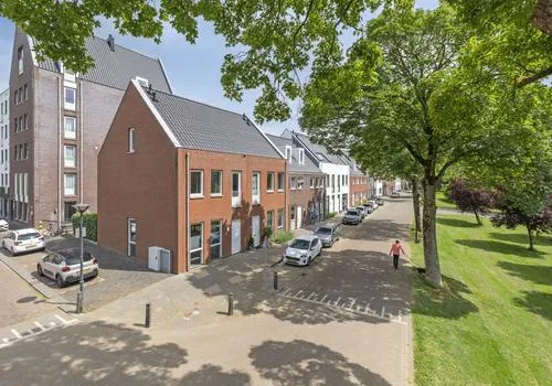 Hoekwoning te koop: West Vaardeke 150, Oudenbosch-Centrum Oudenbosch