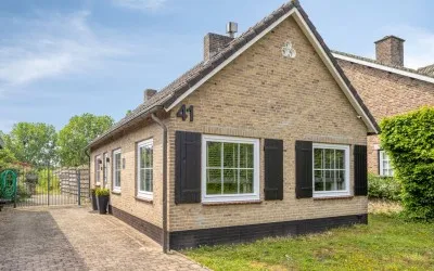 Vrijstaande woning te koop: Westbroek 41, Brommelen-Westbroek Geulle