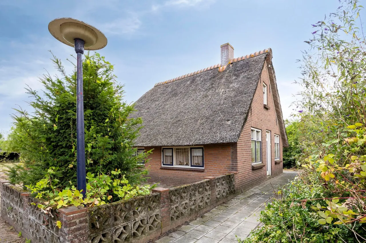 Vrijstaande woning te koop: Westeinde 36A, Waalwijk