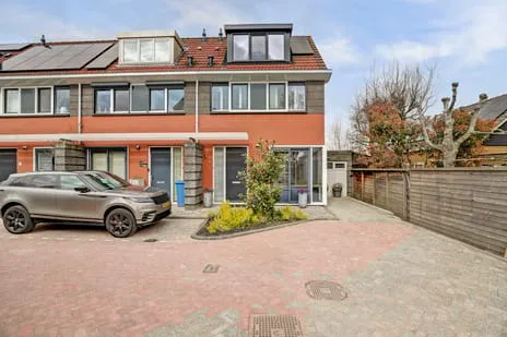 Hoekwoning te koop: Westeinderhof 5, Westeinde Moordrecht