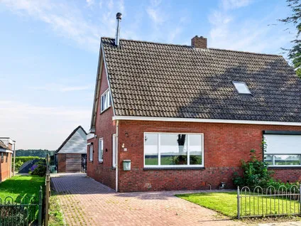 Twee-onder-één-kap te koop: Westelijke Doorsnee NZ 60, Oosterdiep Emmer-Compascuum