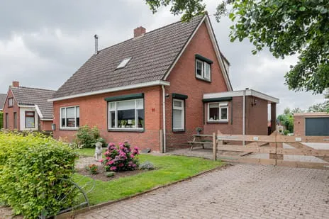 Twee-onder-één-kap te koop: Westelijke Doorsnee NZ 61, Oosterdiep Emmer-Compascuum