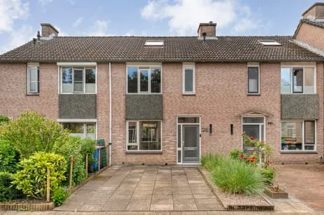 Terraced house for sale: Westenbergmate 28, Gerenbroek Zwolle