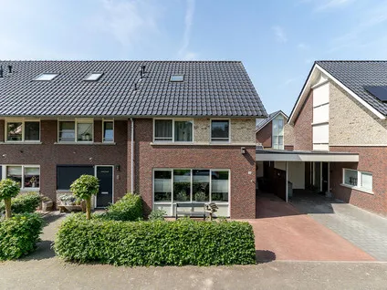 Terraced house for sale: Westerakker 6, Verspreide huizen Oldebroek Oldebroek