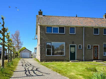 Twee-onder-één-kap te koop: Westerdam 16, Midsland Midsland