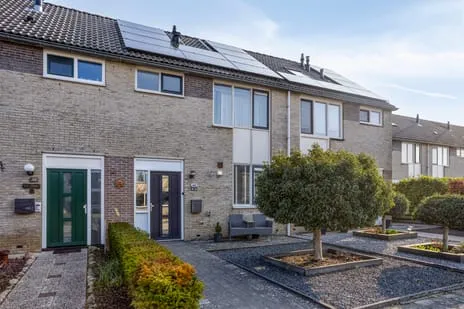 Tussenwoning te koop: Westergolaan 28, Emmeloord-de Erven Emmeloord