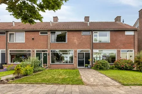 Tussenwoning te koop: Westerhem 111, Middenbeemster Middenbeemster