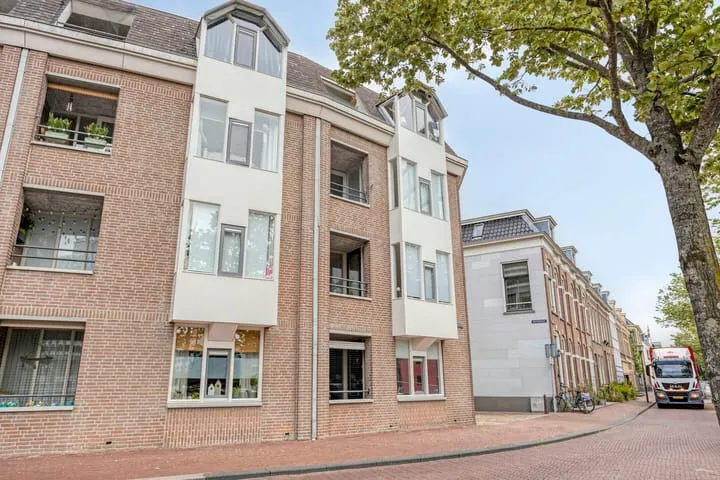 Apartment for sale: Westerkade 77, Zaailand Leeuwarden