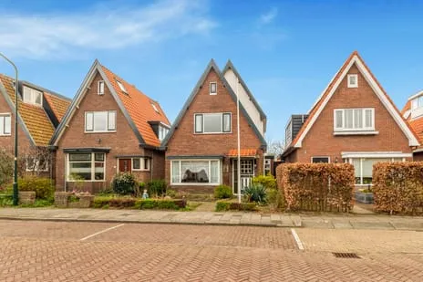Vrijstaande woning te koop: Westerweg 317, Akkerbuurt Heiloo