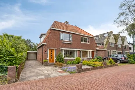 Twee-onder-één-kap te koop: Westerweg 66, Oud West Heiloo