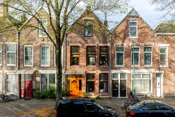 Tussenwoning te koop: Westfrankelandsestraat 78, Fabribuurt Schiedam