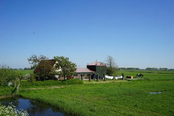 Vrijstaande woning te koop: Westfriesedijk 5, Schagen
