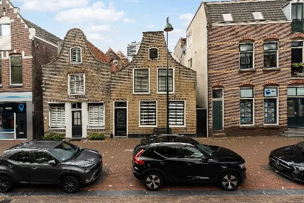 Tussenwoning te koop: Westhavenplaats 2, Vlaardingen