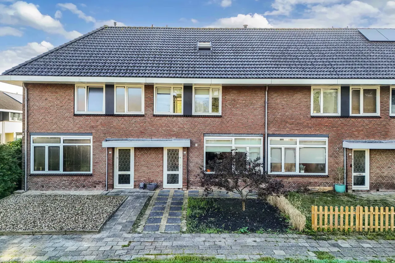 Tussenwoning te koop: Westhemstraat 13, Sneek