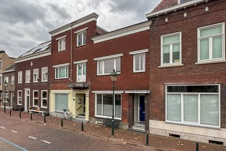 Terraced house for sale: Westkade 87, Kern Sas van Gent Sas Van Gent
