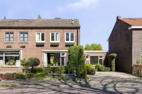 Hoekwoning te koop: Westsingel 24, Kern Oudewater Oudewater