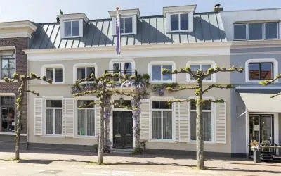 Tussenwoning te koop: Weststraat 16, Domburg