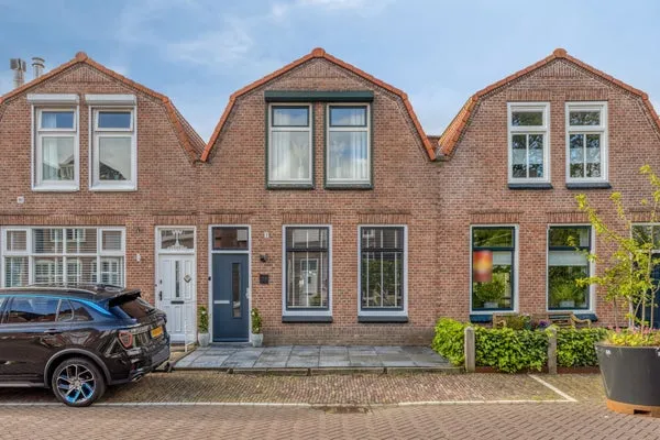 Tussenwoning te koop: Weststraat 39, Zierikzee binnen de vesten Zierikzee