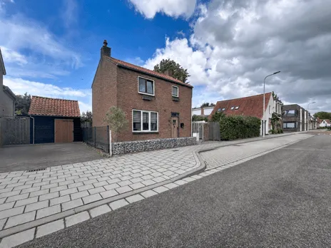 Vrijstaande woning te koop: Weststraat 4, Kern Biervliet Biervliet (Gem. Terneuzen)