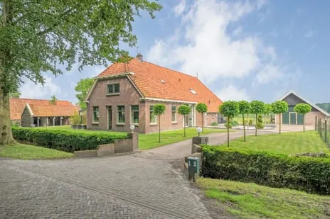 Vrijstaande woning te koop: Westvierdeparten 19, Steggerda
